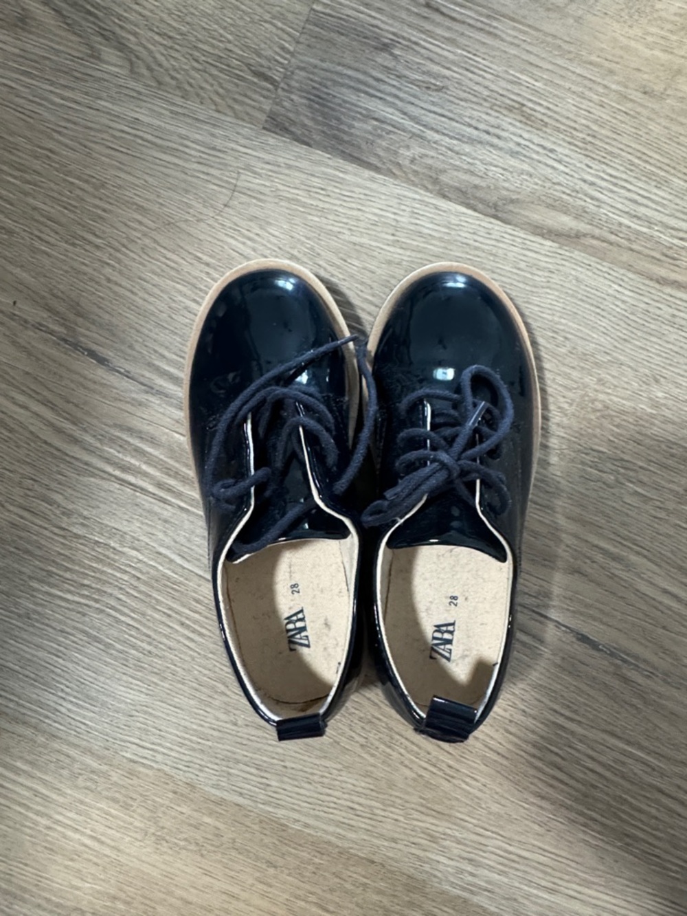 Zara Black Patent Lace-Up Kids Dress Shoes with Tan Trim